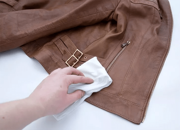 DỊCH VỤ LÀM SẠCH ÁO DA, ĐỒ DA