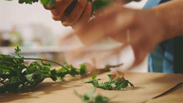 6 mẹo thần thánh giúp hồi sinh hoa héo trong 3s, người bán hoa không bao giờ nói cho bạn