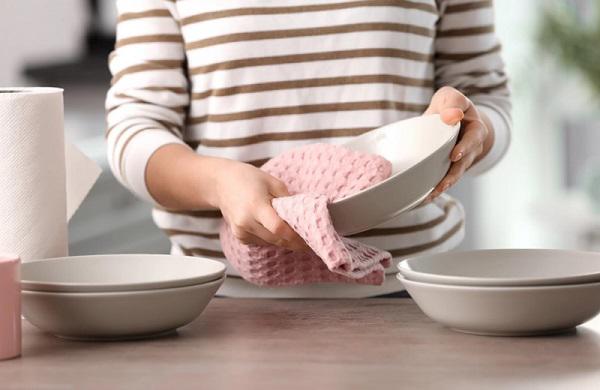 6 thói quen rửa bát âm thầm “giết” chết sức khỏe, cái thứ 3 nhà nào cũng mắc!