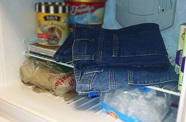 Đổ muối lên quần jeans, cả đời không lo bai nhão mặc 1 năm vẫn nguyên màu như mới