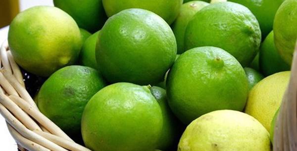 Hàng xóm đổ coca vào bồn cầu ai nhìn cũng mắng, khi thấy thành quả mọi người đều câm nín