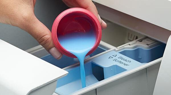 Học ngay 9 cách giữ quần áo mùa hè thơm phức khi cất trong tủ qua 1 mùa đông