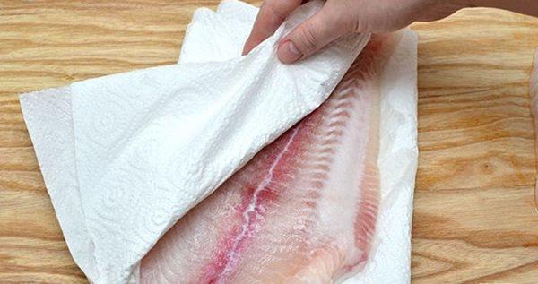 Khăn giấy không chỉ để lau tay, biết hết các tác dụng này sẽ khiến bạn ngã ngửa