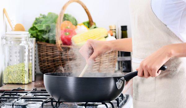 Mẹo giảm 50% lượng gas khi nấu ăn, tới thợ lành nghề cũng chưa chắc biết