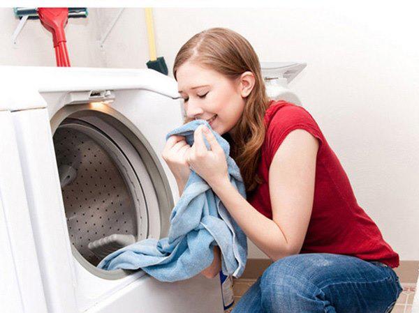 Mẹo sử dụng máy giặt vô tư vẫn tiết kiệm ½ tiền điện nước, người bán hàng cũng chịu thua