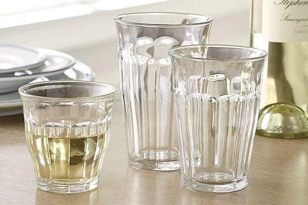 Nhân viên nhà nghỉ tiết lộ 5 thứ miễn phí nhưng bẩn hơn bồn cầu “thách” ai dám dùng