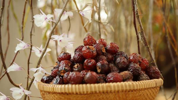 Công thức làm nước rửa bát từ quả bồ hòn siêu dễ chị em đang “lùng sục” khắp nơi