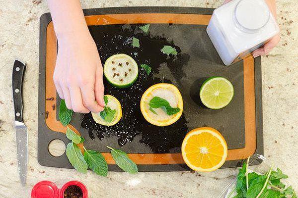 Mẹo đơn giản giúp nhà vệ sinh thơm nức không phải ai cũng biết